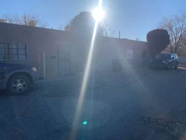 Main picture of 333 Dallas St NE