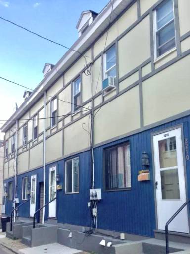 Main picture of 2232 Larkins Way