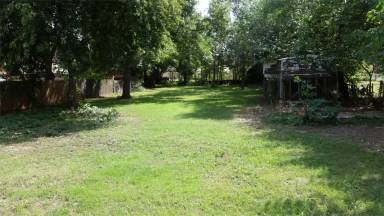 Main picture of 4622 SE 33rd St