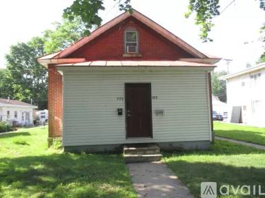 Main picture of 922 Cameron Ave