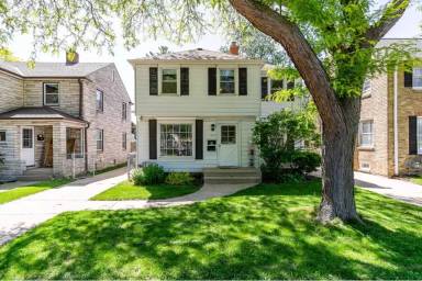 Main picture of 2935 N 72nd St