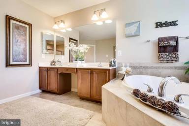 Main picture of 10508 Justice Pl