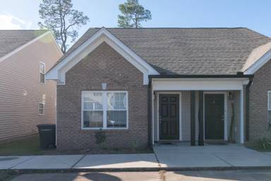 Main picture of Cedarbrook Townhomes