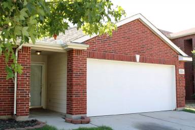 Main picture of 5820 Show Master Ln