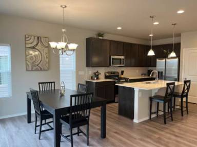 Main picture of 3731 Vineyard Cir