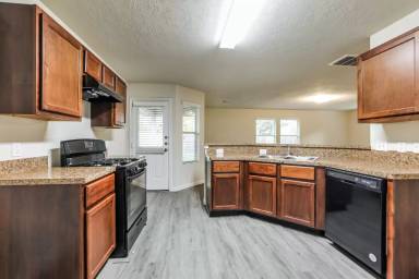 Main picture of Cold River Ranch