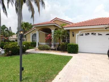 Main picture of 5633 Aspen Ridge Cir