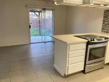 Main picture of 1813 Scenic View Dr