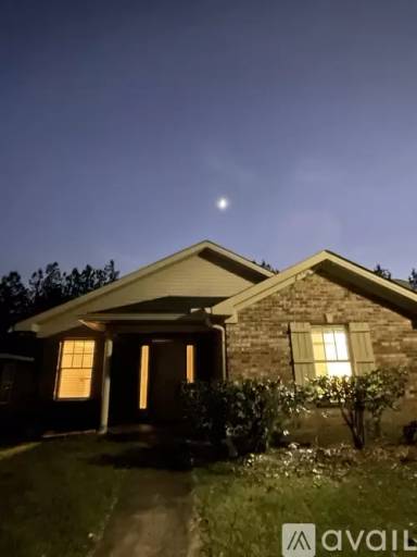 Main picture of 7701 Thompsons Way