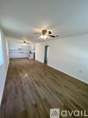 Main picture of 905 Phlox Ave