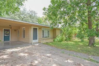 Main picture of 602 Hammack Dr