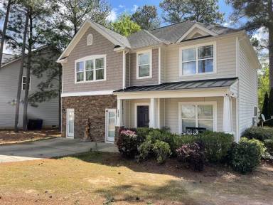 Main picture of 2600 Taton Ct