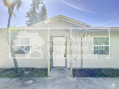 Main picture of 2527 Crystal Lake Acres Dr