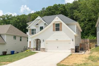 Main picture of 11715 Pepper Ridge Ln