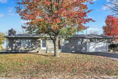 Main picture of 5410 Wayne Dr