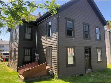 Main picture of 154 Broadway