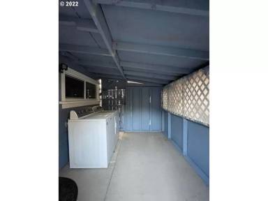 Main picture of 310 Leland Ave
