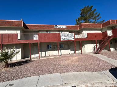 Main picture of King Richard Court Condominiums
