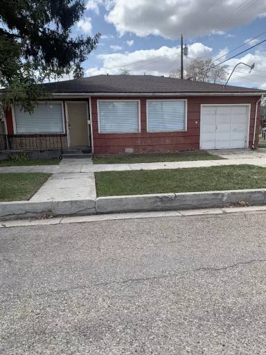Main picture of 1615 4th St S