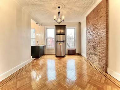 Main picture of 269 Carroll St