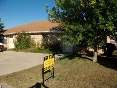 Main picture of 302 Horseshoe Dr