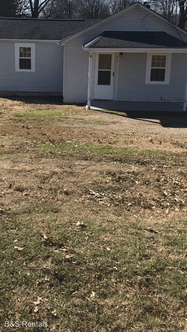 Main picture of 645 Ferry Rd