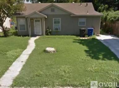 Main picture of 326 Marquette Dr