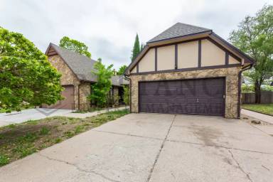 Main picture of 1518 S Todd Pl