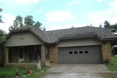 Main picture of 1001 S 13th St