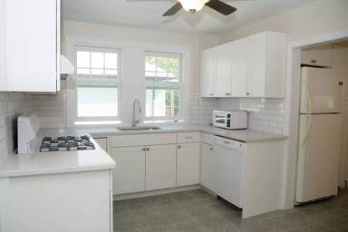 Main picture of 577 Ashmont St