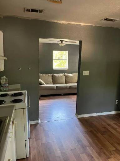 Main picture of 441 Washington St