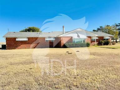 Main picture of 45538 S County Road 195