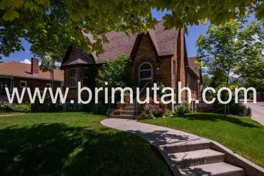 Main picture of 1129 S. Lake Street - 755