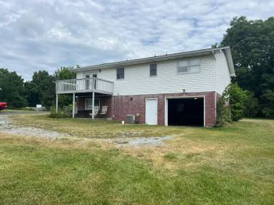 Main picture of 3209 W Walnut St