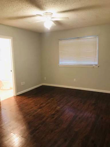 Main picture of 4915 56th St