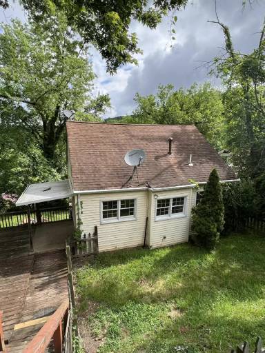 Main picture of 217 Westmoreland Dr