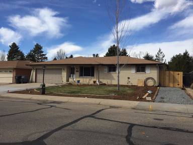 Main picture of 7 University Dr