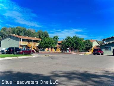 Main picture of 2910 Bunting Ave