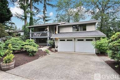 Main picture of 6305 152nd Ave NE