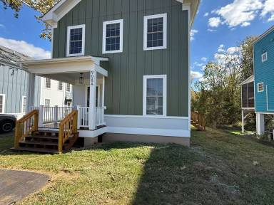 Main picture of 910 Nassau St
