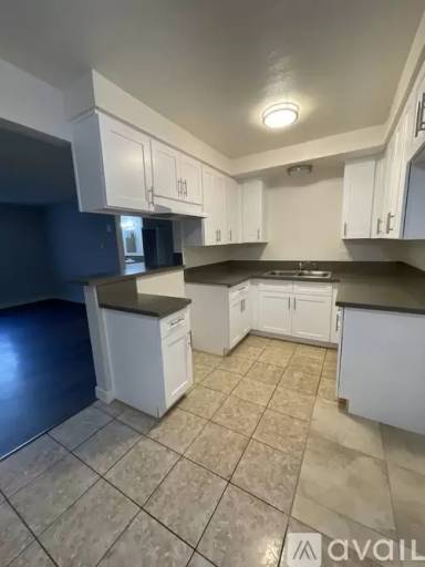 Main picture of 814 Victor Ave