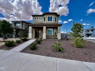 Main picture of 4500 Mark Avizo St