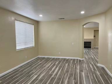 Main picture of 26311 Camino Largo