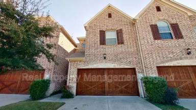 Main picture of 150 Preserve Pl