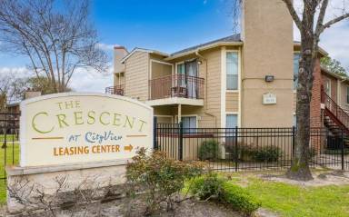 Main picture of Crescent at Cityview
