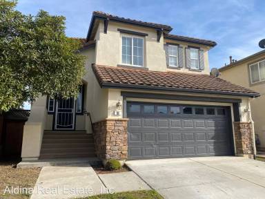 Main picture of 60 Pelican Dr