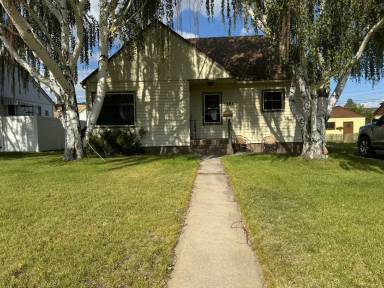 Main picture of 1702 Tammany St