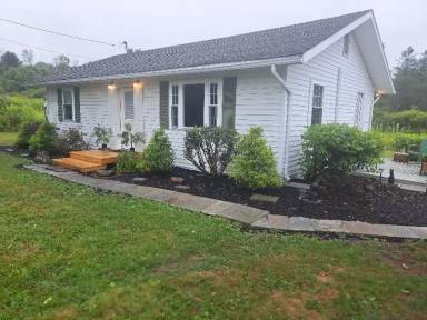 Main picture of 386 White Store Rd