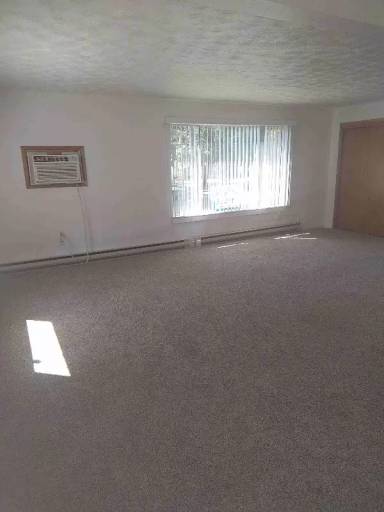 Main picture of 2126 W Pacific Ave