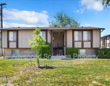 Main picture of 1329 N Redwood Rd